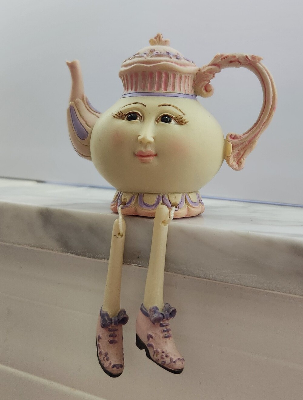 Teapot shelf sitter figurine manufactured by Collections Etc